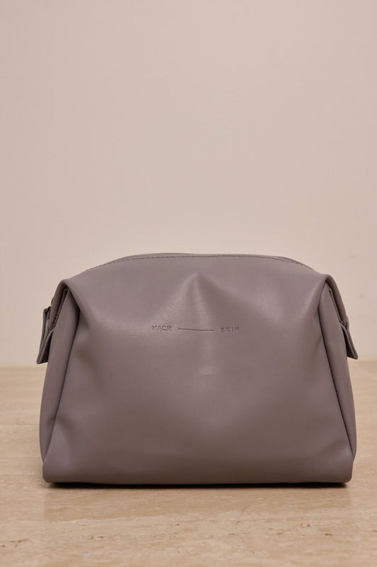 The HACH Toiletry Bag